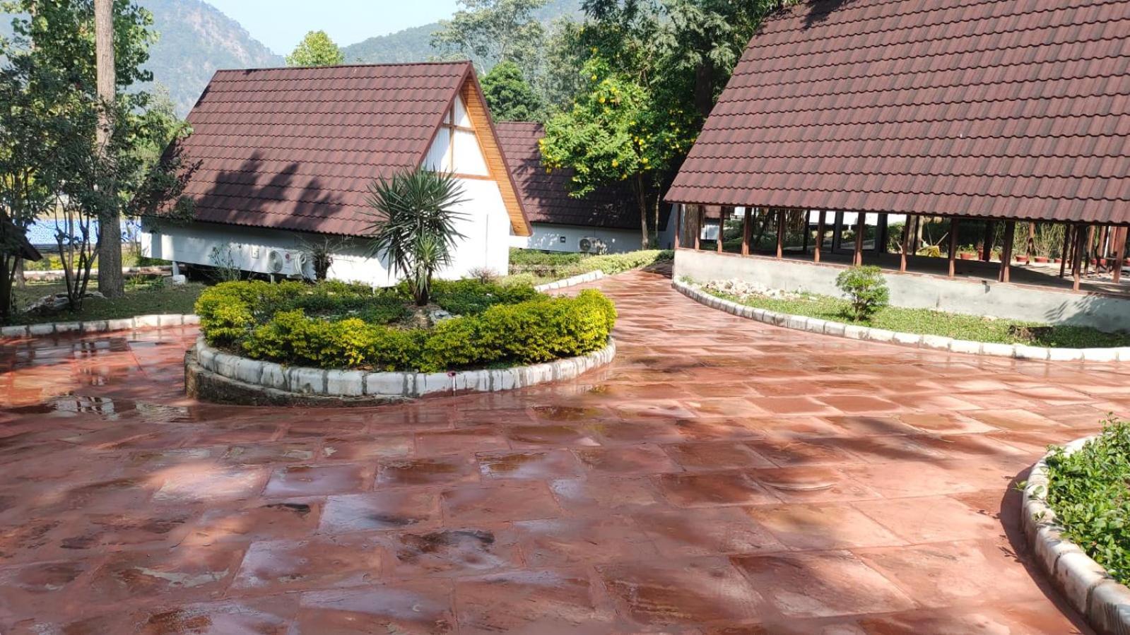Welcomheritage Tarangi Ramganga Resort Marchula Exteriör bild